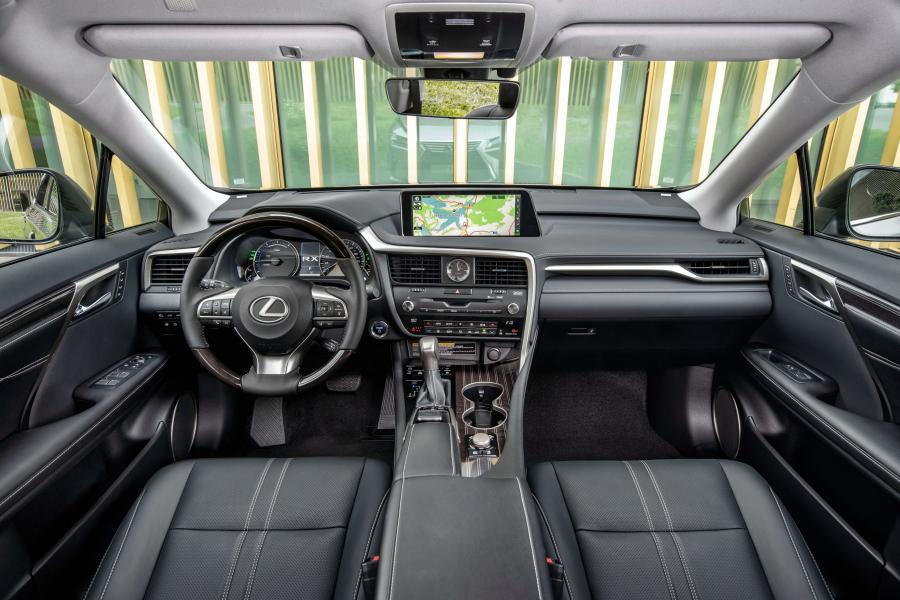 Торпедо Lexus RX450hL 2018 года  (WW) (фото 30 из 45)